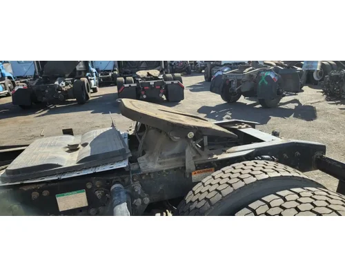 JOST Cascadia 113 Fifth Wheel