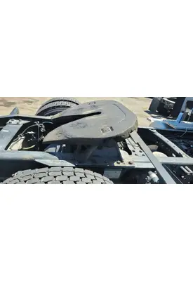 JOST Cascadia 113 Fifth Wheel