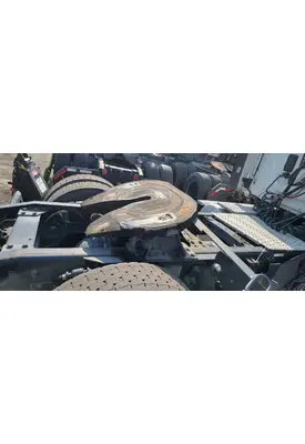 JOST Cascadia 113 Fifth Wheel