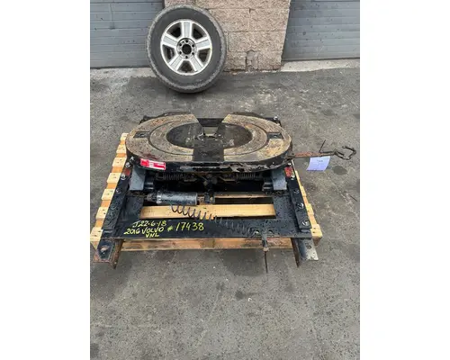 JOST VNL Fifth Wheel