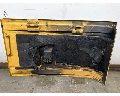 John Deere 225C LC Equip Cab Entry Door