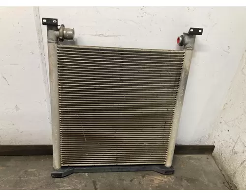 John Deere 225C LC Equip Oil Cooler