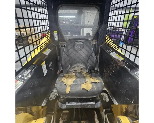 John Deere 240 Equipment Parts Unit