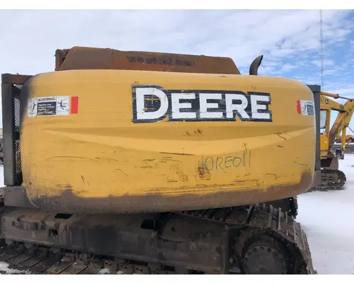 John Deere 270D Equip Weight