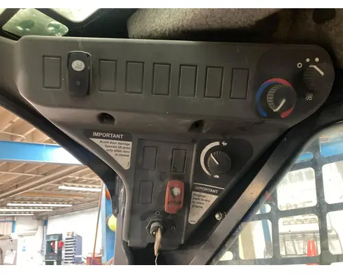 John Deere 312GR Equip Instrument Cluster