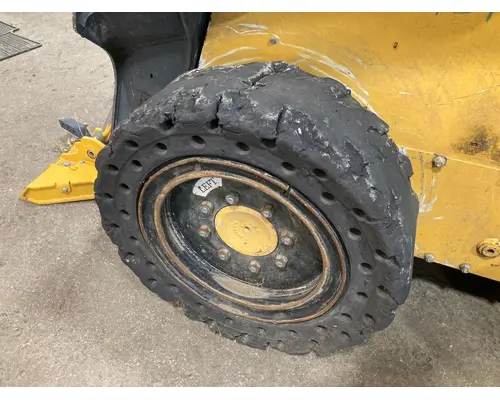 John Deere 312GR Equip Tire and Rim