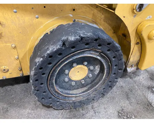 John Deere 312GR Equip Tire and Rim