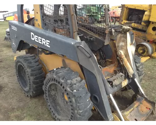 John Deere 332D Equip Loader Arm