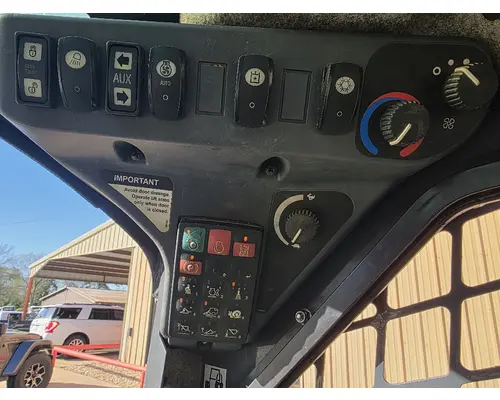 John Deere 333E Equipment (Whole Vehicle)
