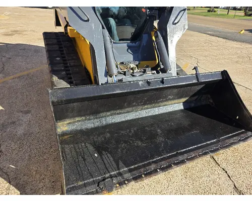 John Deere 333E Equipment (Whole Vehicle)