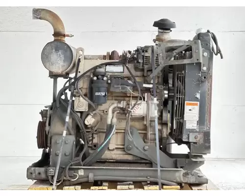 John Deere 4024TF270C Engine Assembly