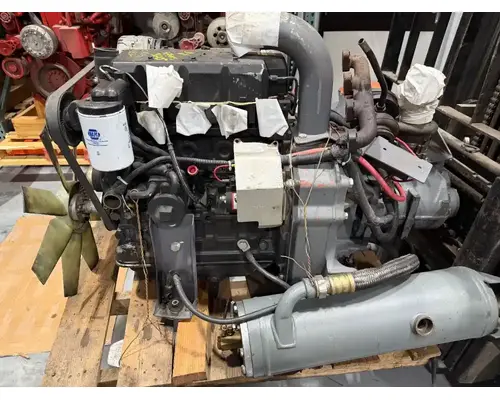 John Deere 4024TF281 Engine Assembly