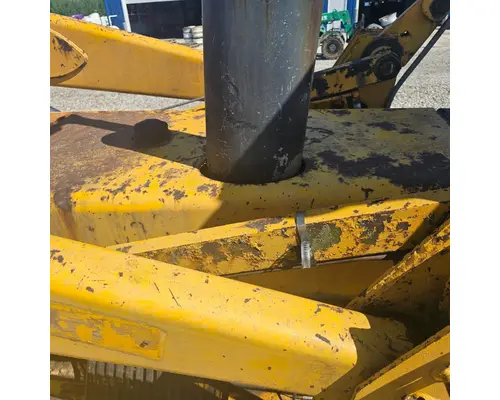 John Deere 500C Equip Hood
