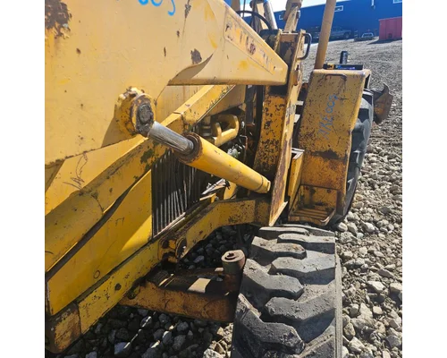 John Deere 500C Equip Hydraulic Cylinder