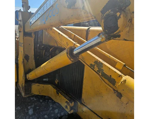 John Deere 500C Equip Hydraulic Cylinder