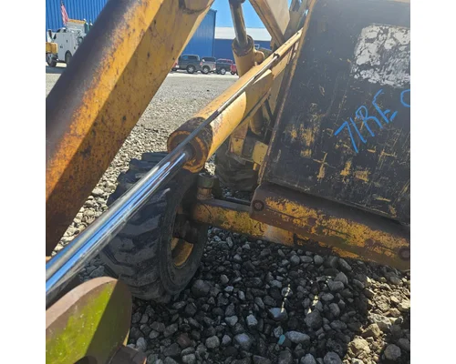 John Deere 500C Equip Hydraulic Cylinder