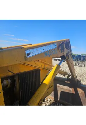 John Deere 500C Equip Loader Arm