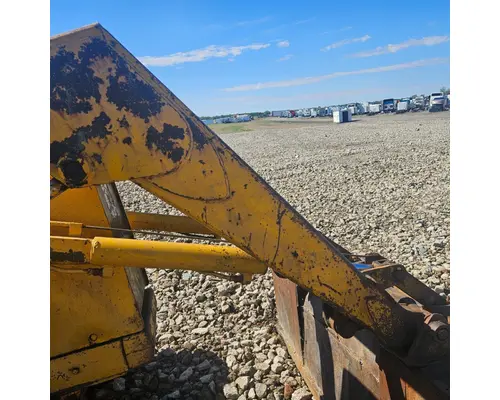 John Deere 500C Equip Loader Arm