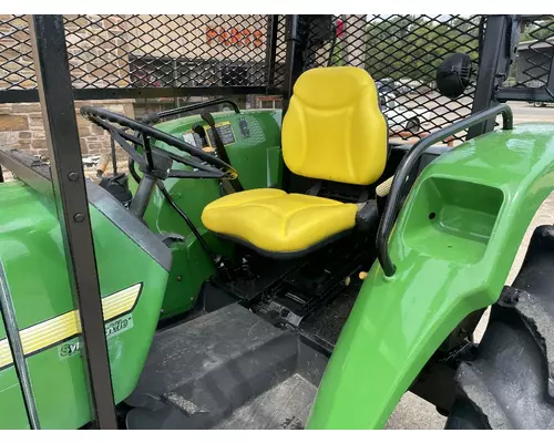 John Deere 5520 Equipment (Whole Vehicle)