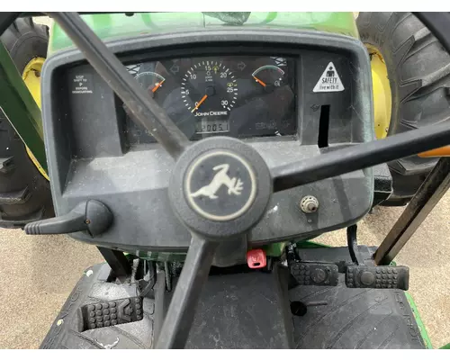 John Deere 5520 Equipment (Whole Vehicle)