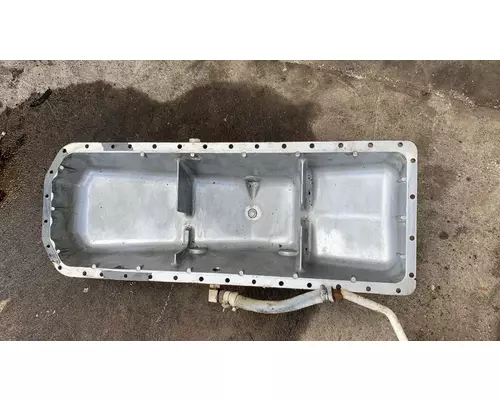 Oil Pan JOHN DEERE 6068T Truck Salvage International Inc