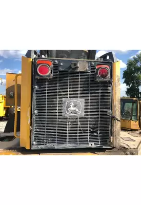 John Deere 624K Equip Grille