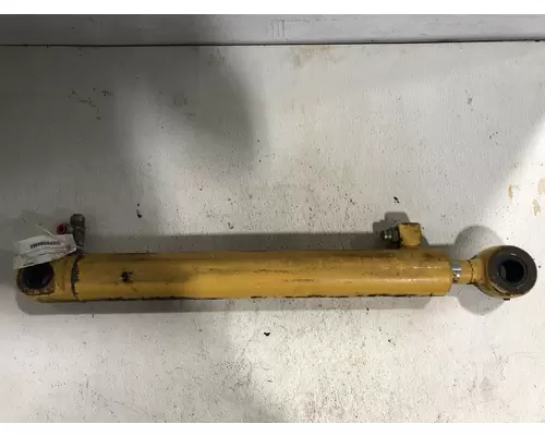 John Deere 624K Equip Hydraulic Cylinder