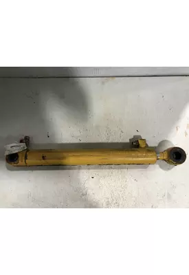 John Deere 624K Equip Hydraulic Cylinder