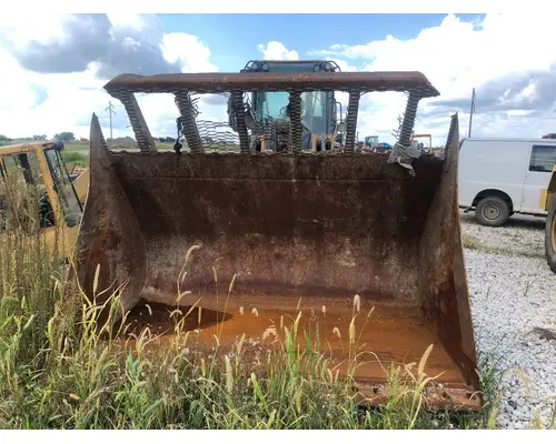 John Deere 624K Equipment (Mounted)