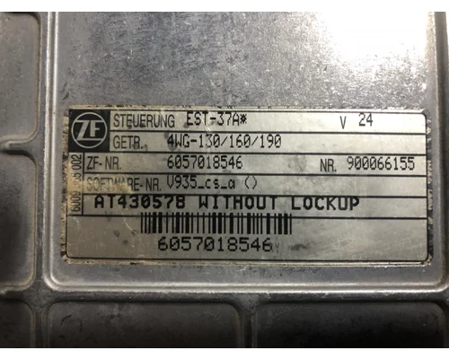 John Deere 624K Equipment (Mounted)