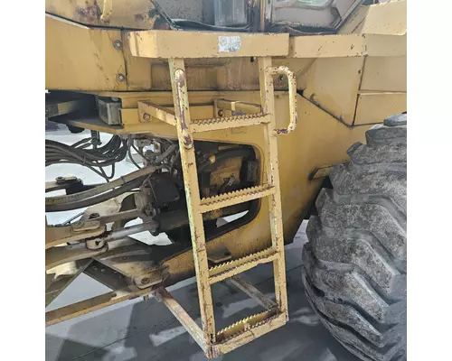 John Deere 644G Equip Step