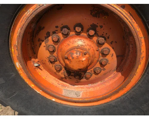 John Deere 670A Equip Axle