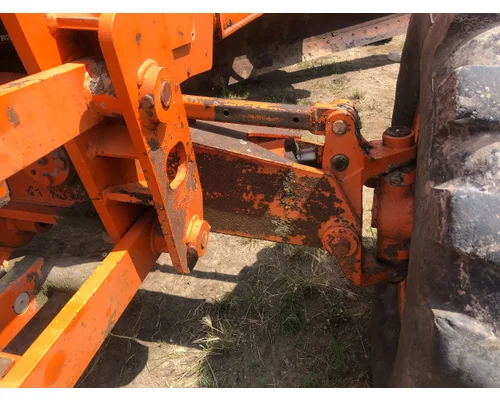 John Deere 670A Equip Axle