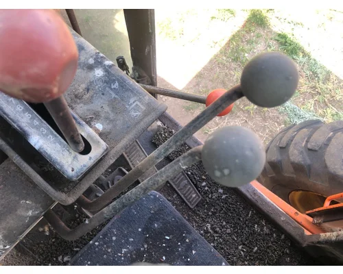 John Deere 670A Equip Controls