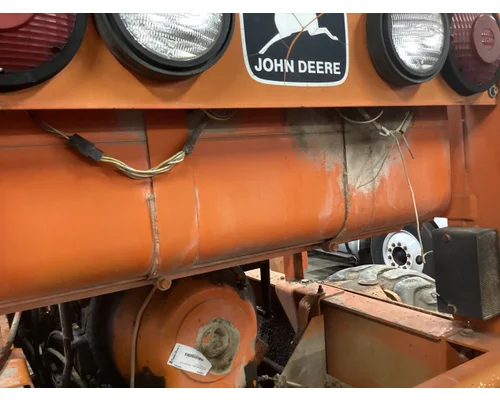 John Deere 670A Equip Fuel Tank