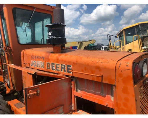 John Deere 670A Equip Hood