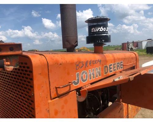 John Deere 670A Equip Hood
