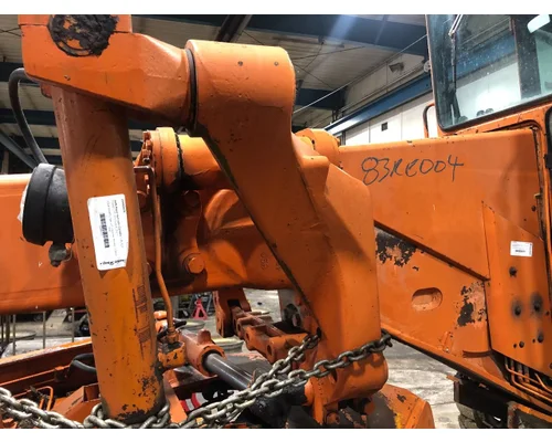 John Deere 670A Equip Linkage