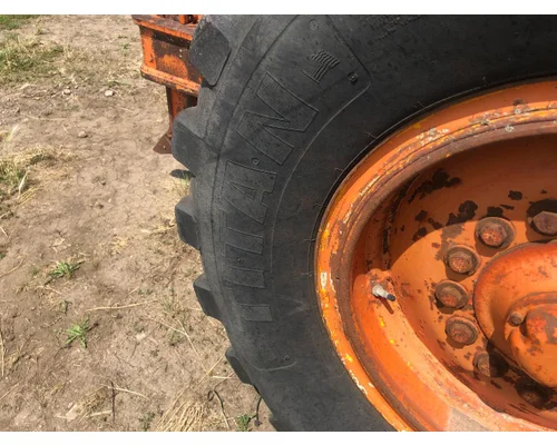 John Deere 670A Equip Tire and Rim