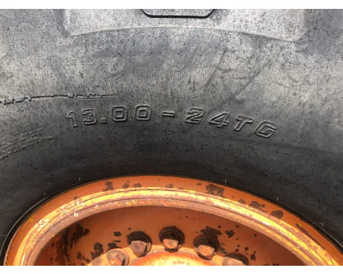 John Deere 670A Equip Tire and Rim