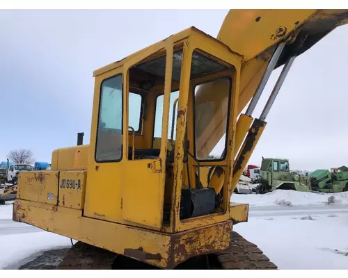 John Deere 690A Equip Cab Assembly