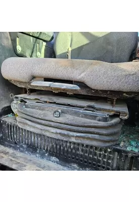 John Deere 700K LGP Equip Seat