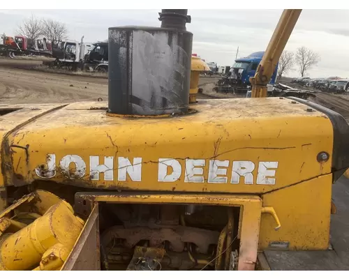 John Deere 750E Equip Hood