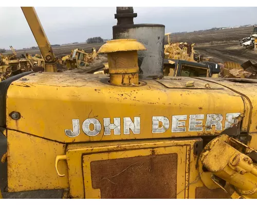 John Deere 750E Equip Hood