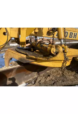 John Deere 770BH Equip Frame