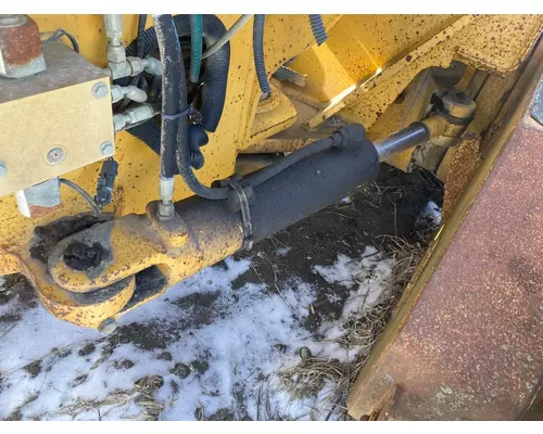 John Deere 770BH Equip Hydraulic Cylinder