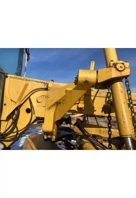 John Deere 770BH Equip Linkage