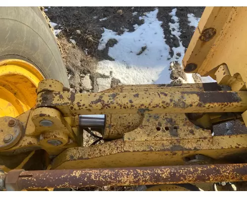 John Deere 770BH Equip Linkage