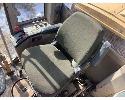 John Deere 770BH Equip Seat