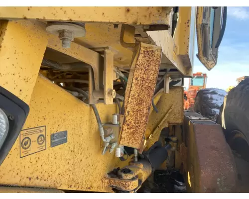 John Deere 770BH Equip Step